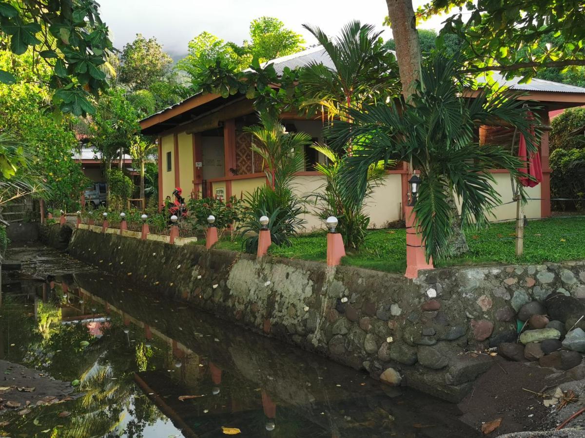 Marianita'S Cottages Mambajao Bagian luar foto